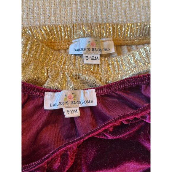 Bailey’s Blossoms Christmas Holiday Outfit Baby Size 9-12 Month Gold Bellbottoms - Picture 3 of 4